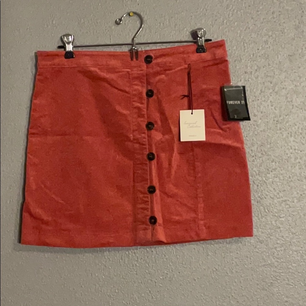 Forever 21 rose colored button up skirt